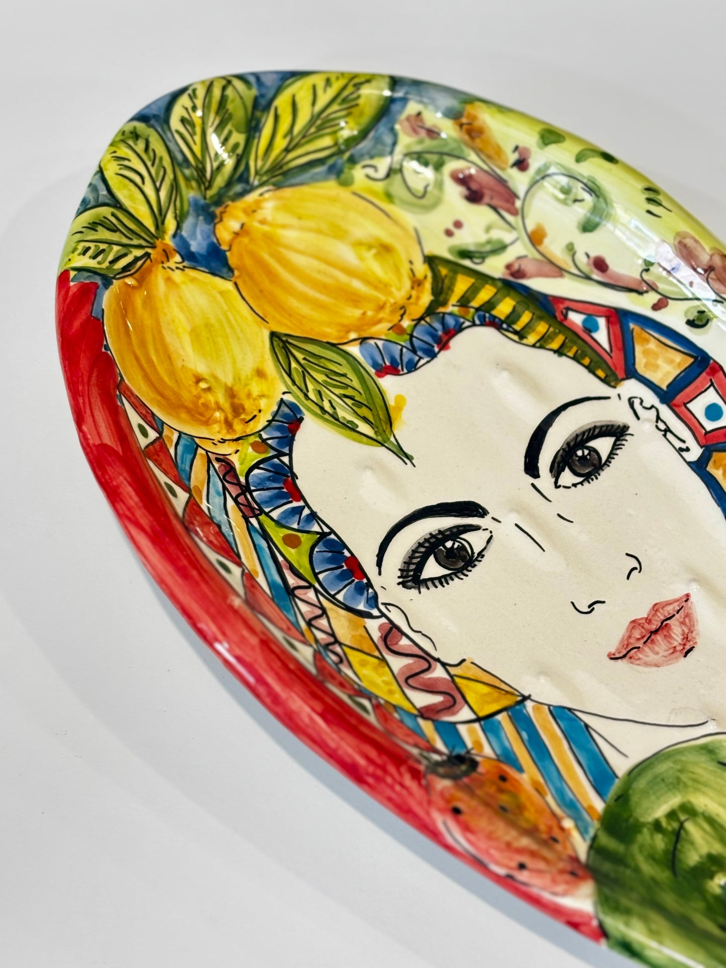 Pala di fico d'india con volto in ceramica siciliana - 39 cm - modello 2