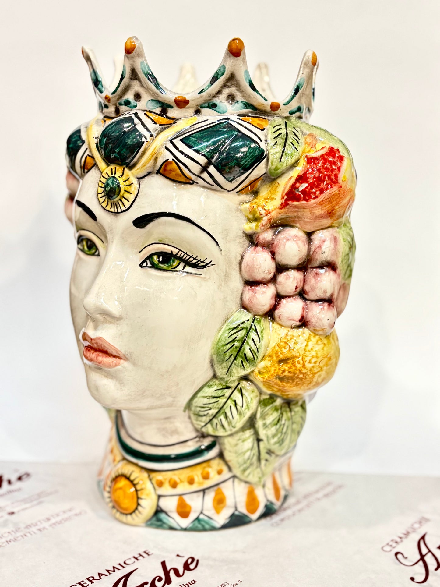 Testa di Moro femmina in ceramica siciliana - 32x16 cm - modello 2