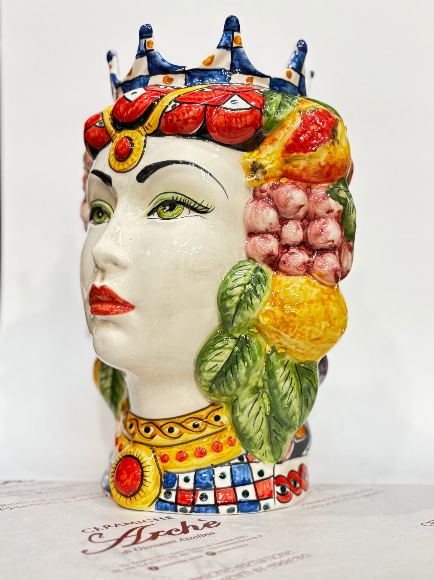 Testa di Moro femmina in ceramica siciliana - 32x16 cm - modello 1